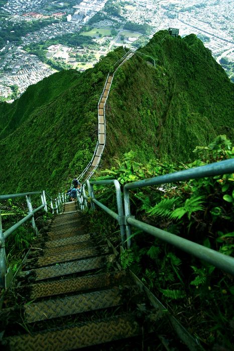 haiku mountain stairs