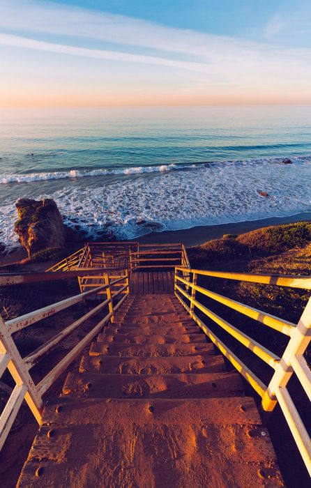 beach sand stairs ocean waves summer retina