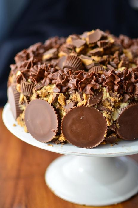 reeses peanut butter cup cake