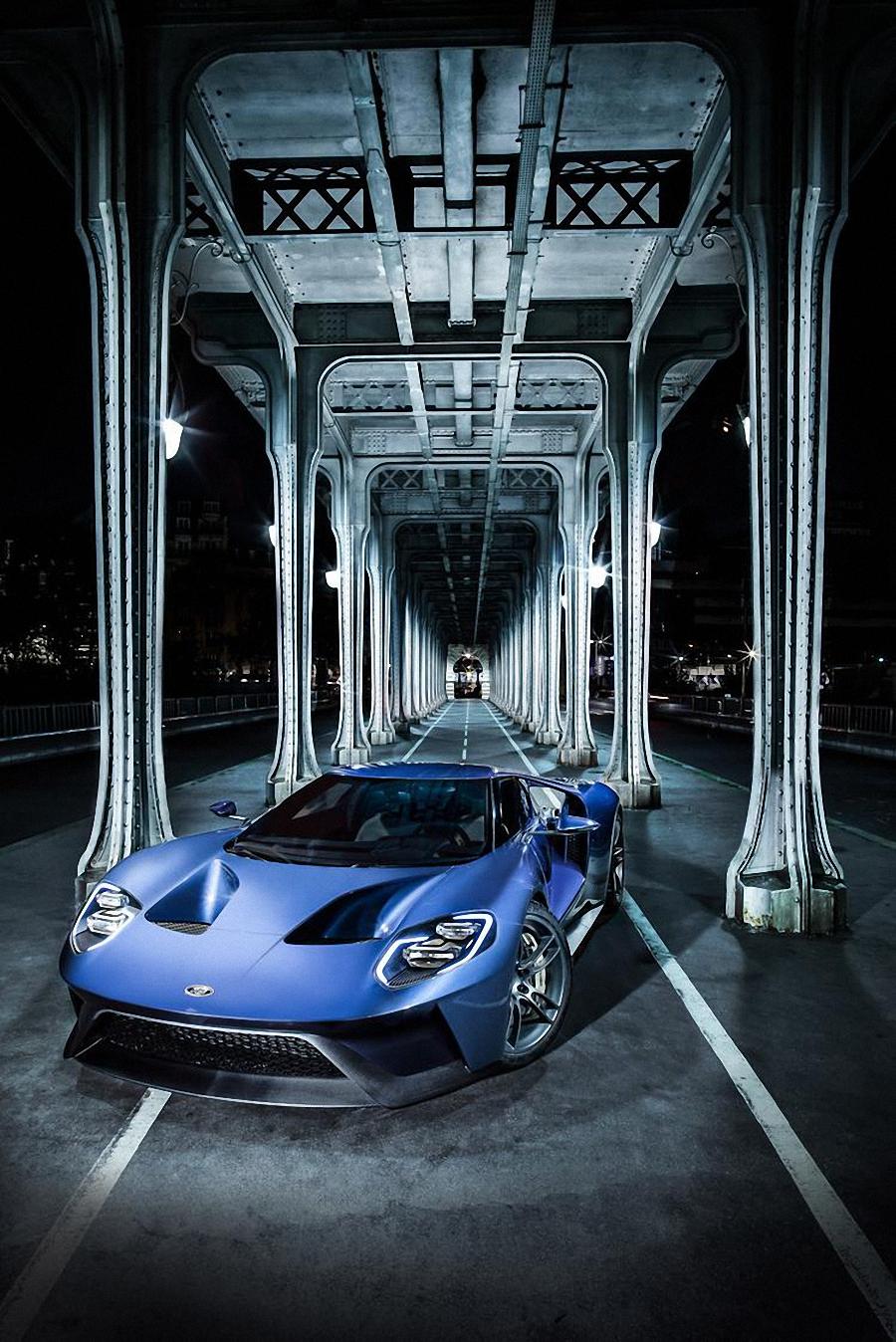 blue ford gt 2016 under bridge